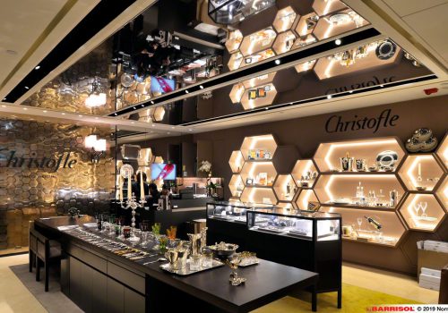 Mang đặc tính như gương nhưng vược bậc về mặt thẩm mỹ và ứng dụng