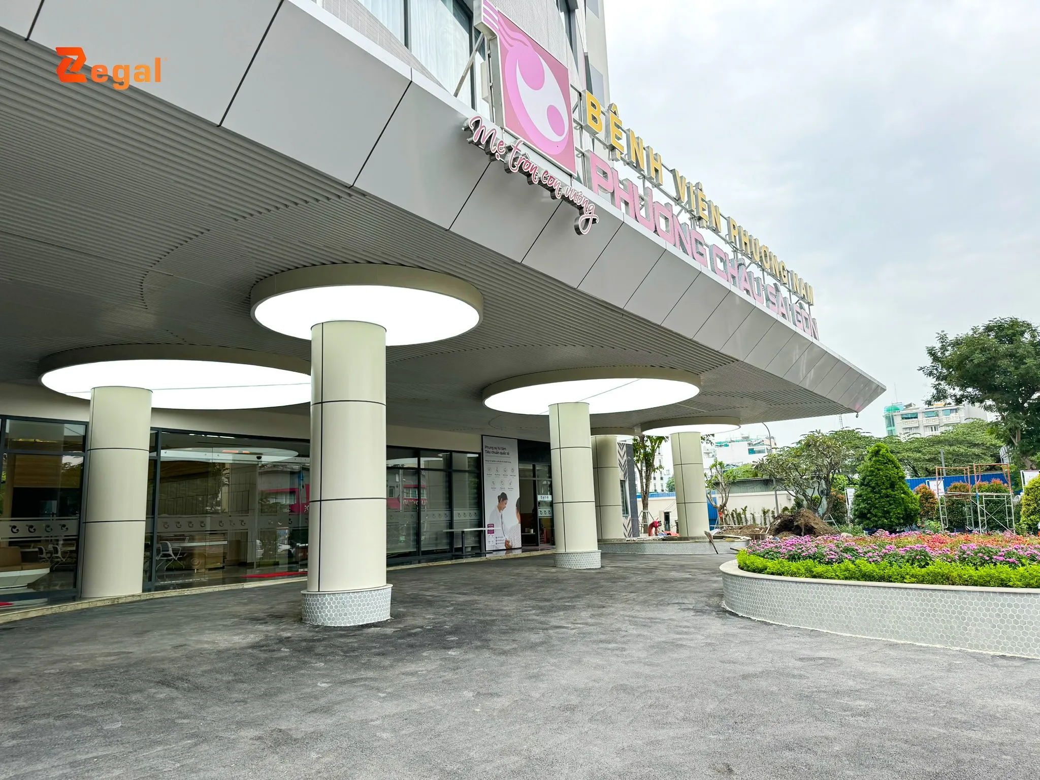 Trần căng xuyên sáng là một phần của ngôn ngữ thiết kế