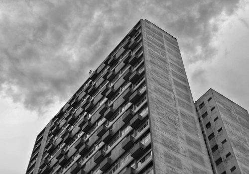 Kiến trúc Brutalism khởi nguồn từ những năm 1950 tại Anh (Nguồn: Internet)