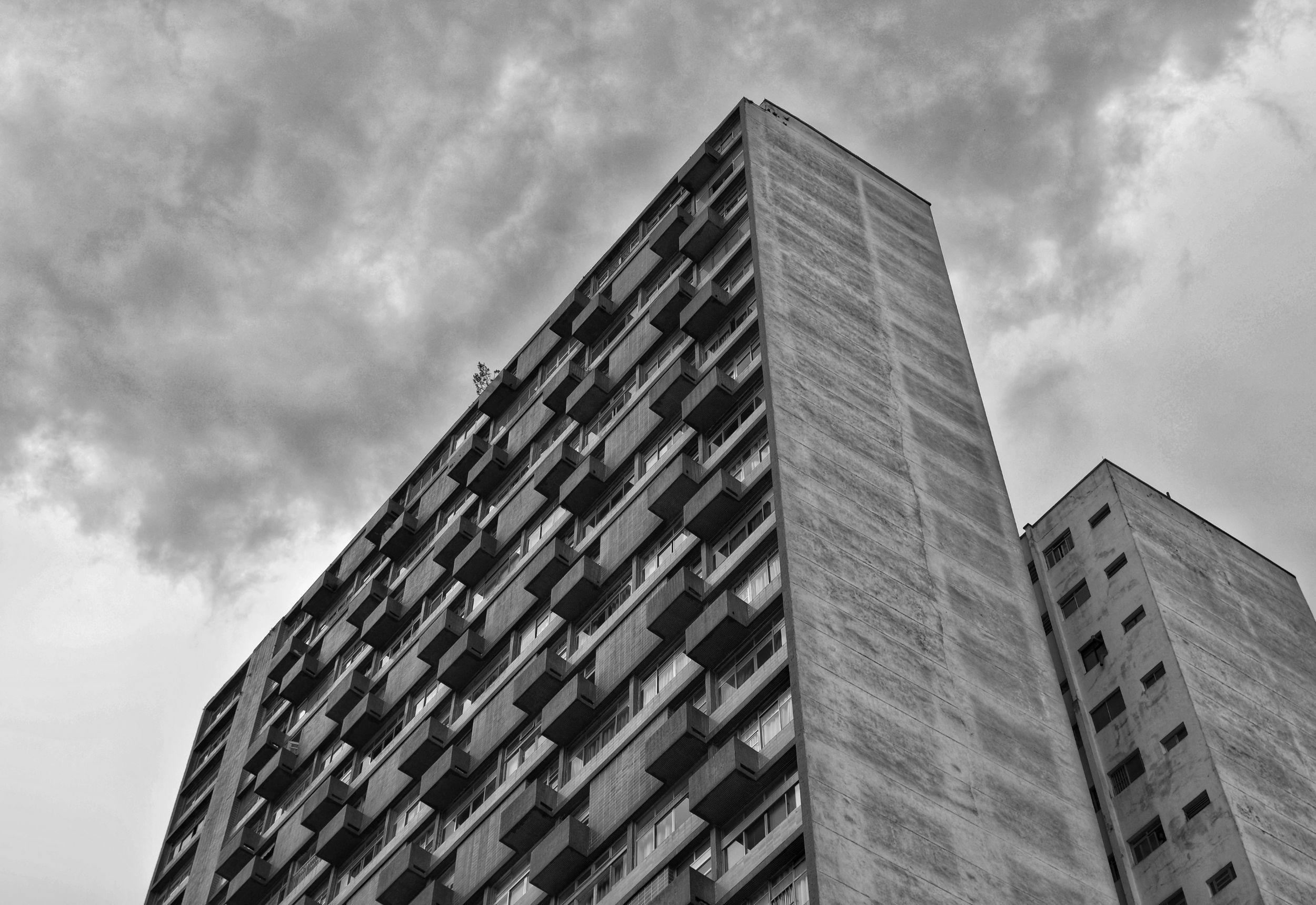 Kiến trúc Brutalism khởi nguồn từ những năm 1950 tại Anh (Nguồn: Internet)