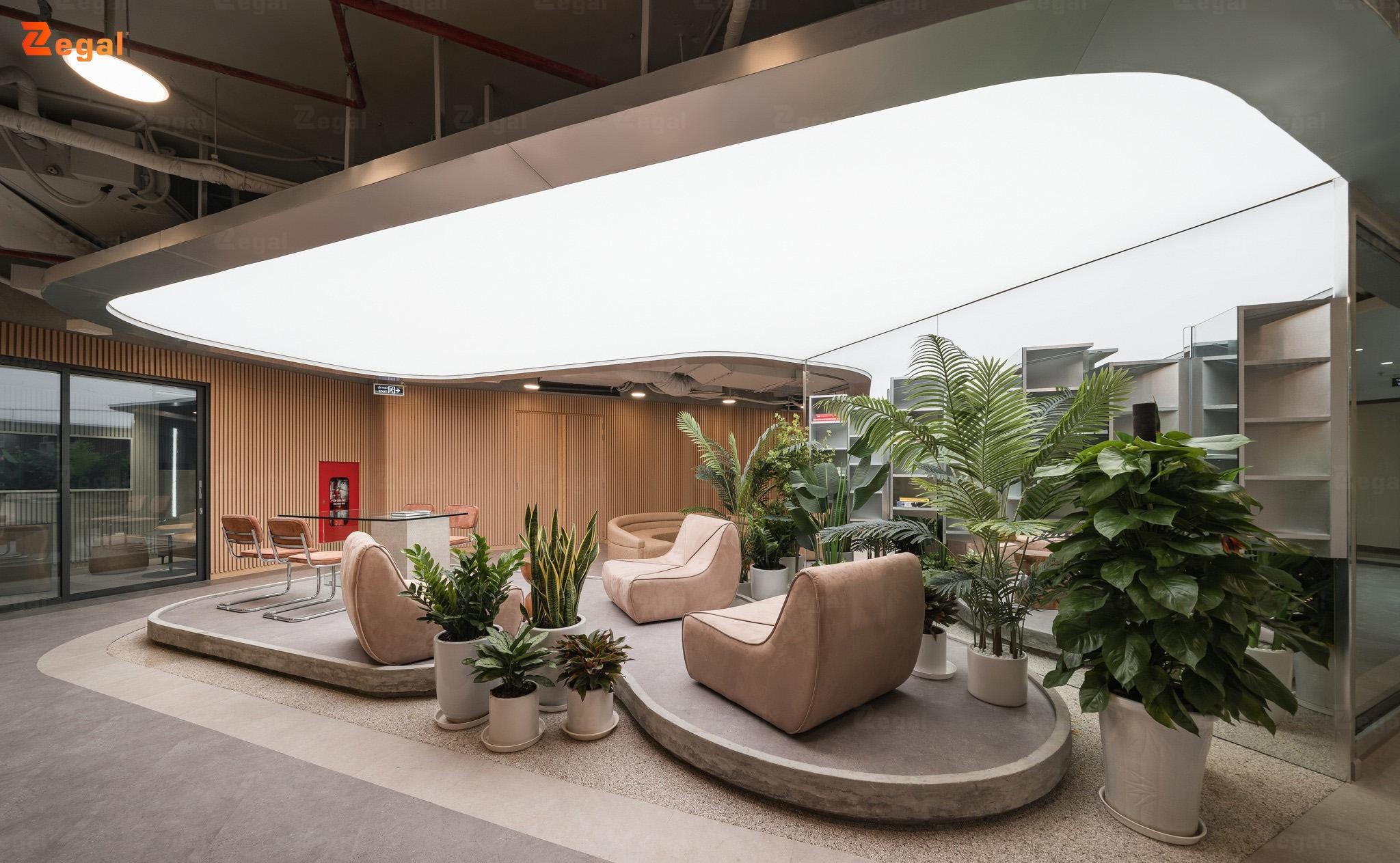 Xu hướng thi công trần xuyên sáng TP.HCM ngày càng phổ biến