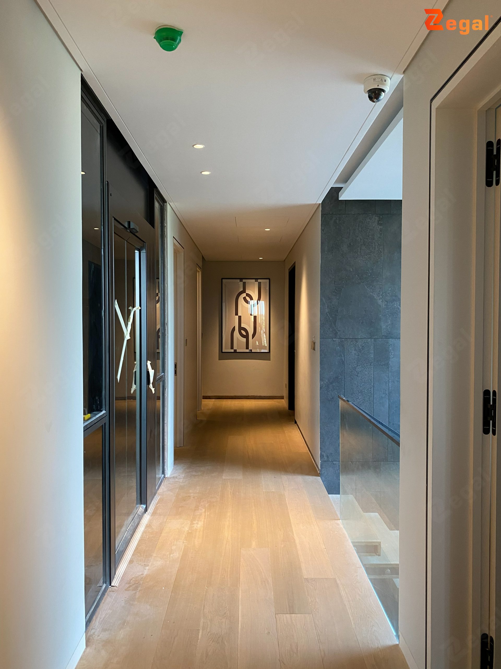 Dự án villa do Zegal thực hiện ứng dụng phong cách Modern Luxury kết hợp vật liệu cao cấp, đường nét tối giản và hệ thống ánh sáng tinh tế.